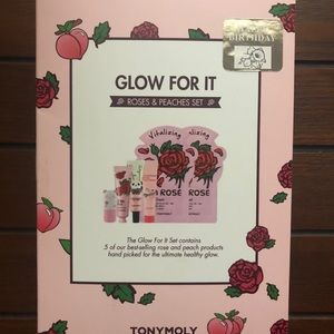 TONYMOLY Glow for It (Roses and Peaches Set)